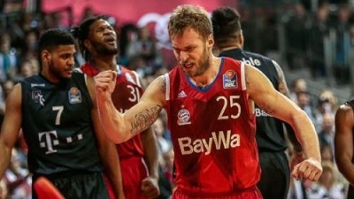 Баскетбольная майка Бавария Мюнхен детская красная 2017/2018 XL